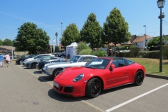 Expositions de quelques voitures puissantes