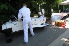 Préparation pour les descentes de l'après-midi