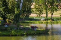 Hélicoptère vu de l'étang